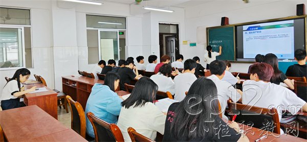 开云kaiyun官方网站联合办学督导组深入课堂听课