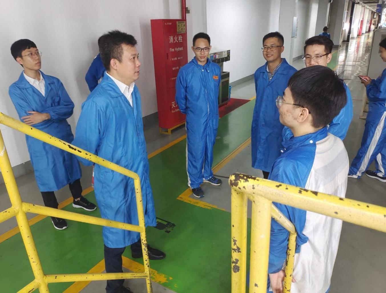 9.深入企业开展就业暖心服务