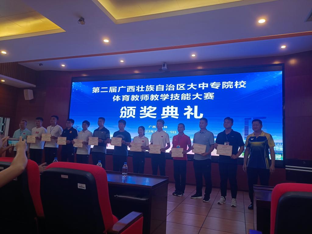 b927b450917199d207d4fd776ac444d