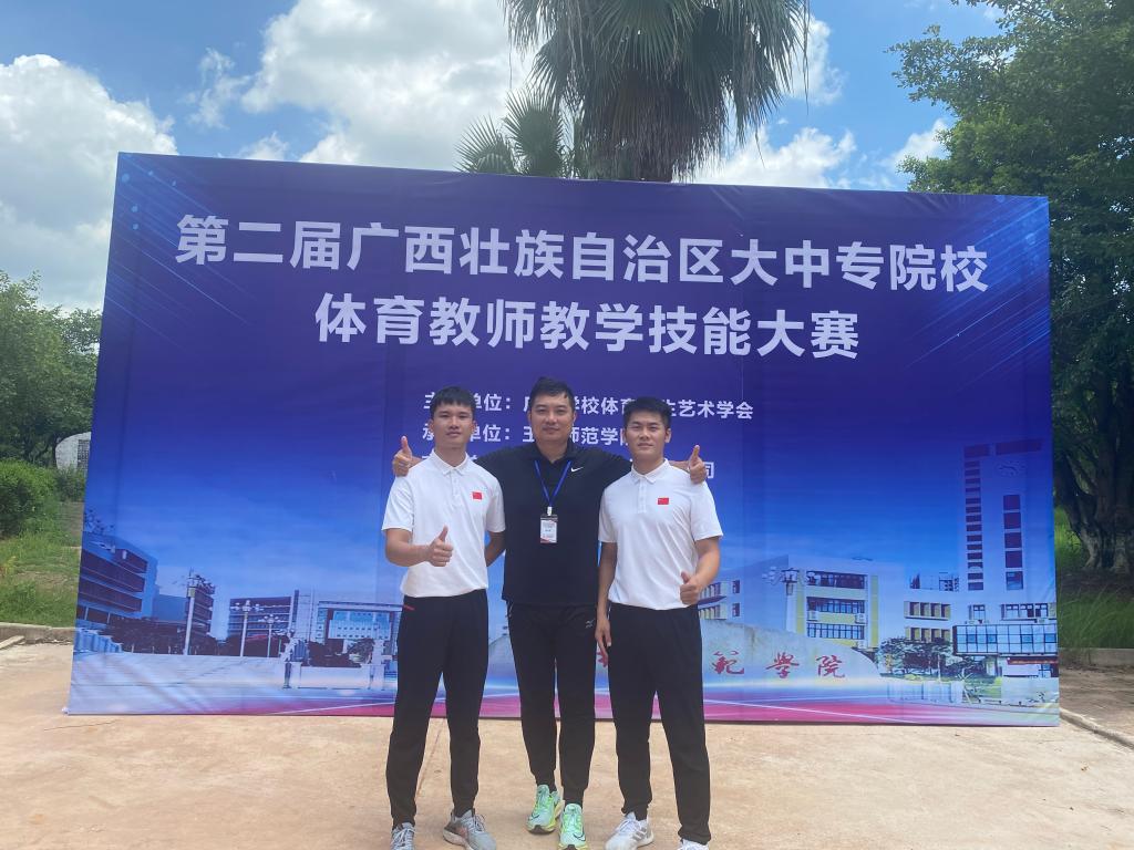 85e9ec27414c243be40f7e8e9b8fc08